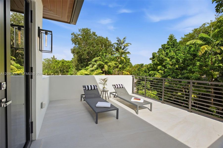 Exterior details and patio area of a home in , South Miami (Image 4).