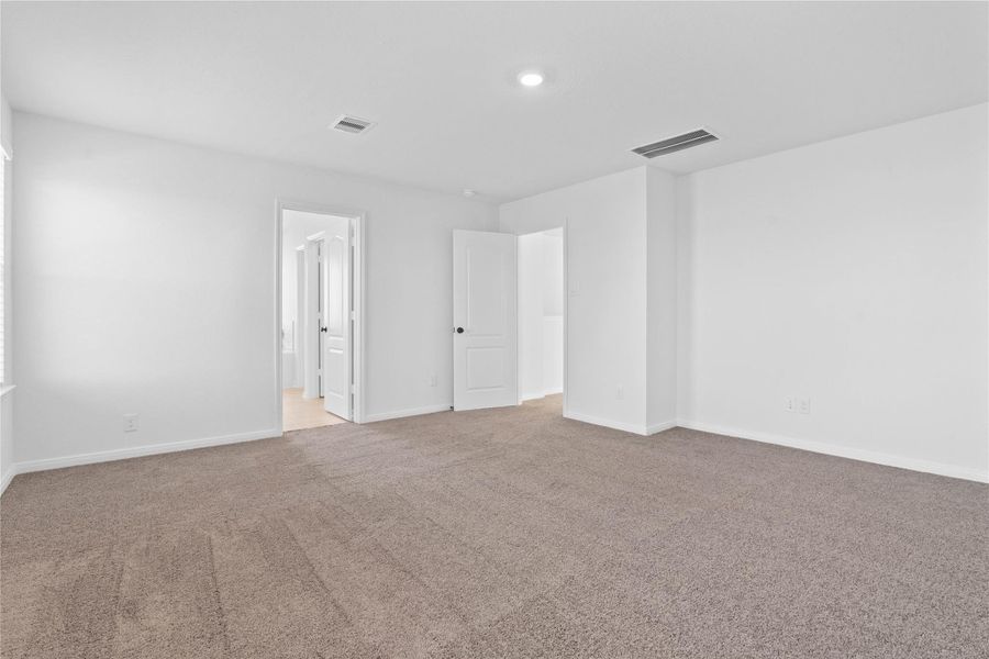 Spacious, unfurnished interior of a new home in Glendale Lakes North, Arcola (Image 16).