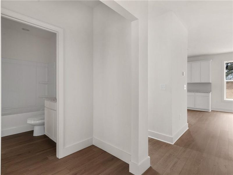 Spacious, unfurnished interior of a new home in , Mansfield (Image 18).
