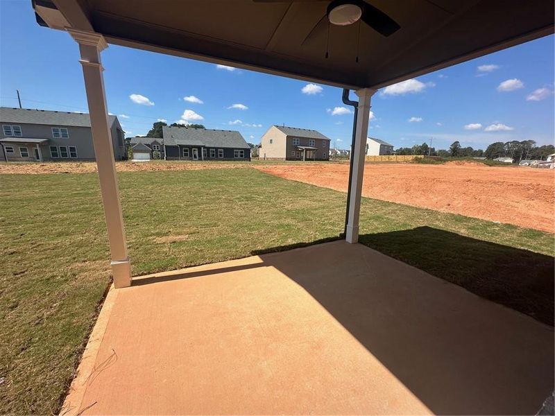 Exterior details and patio area of a home in Beckett Ranch, Auburn (Image 2).