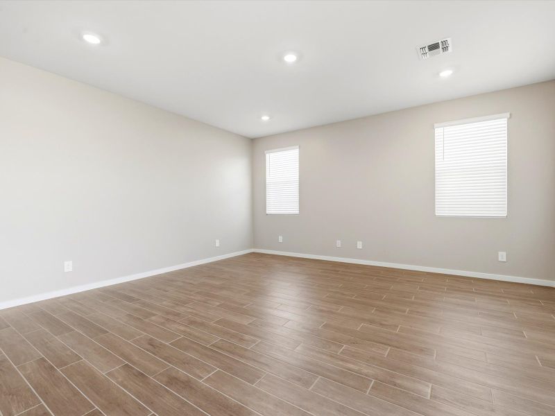 Spacious, unfurnished interior of a new home in Paloma Creek - Signature Series, Surprise (Image 15).