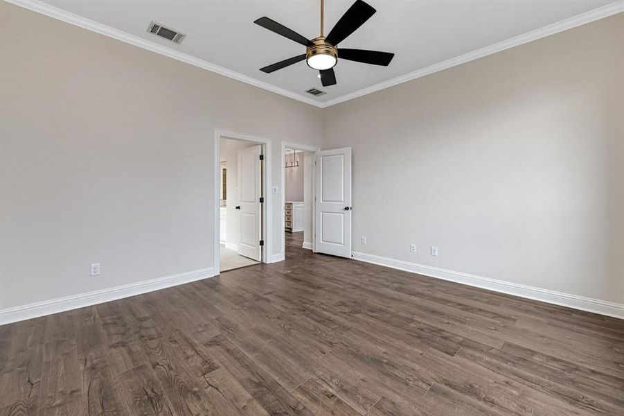 Spacious, unfurnished interior of a new home in , Waco (Image 31).