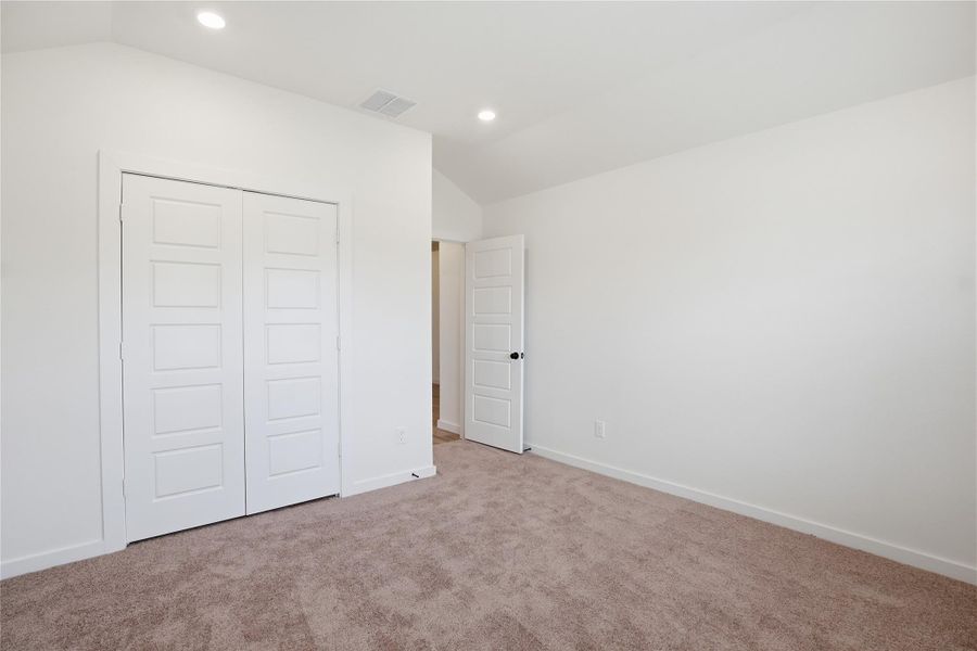 Spacious, unfurnished interior of a new home in , Alvin (Image 27). Spacious, unfurnished interior of a new home in , Alvin (Image 27).