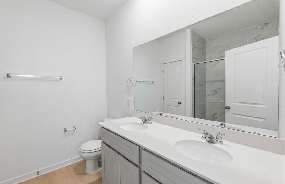 Furnished interior view inside a new home in La Cima, San Marcos (Image 12).