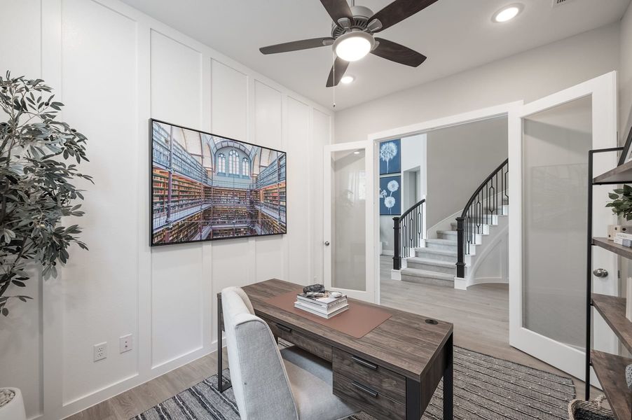 Representative furnished interior of a home built from the Verdin by Tri Pointe Homes in Pecan Ridge, Fulshear (Image 42).