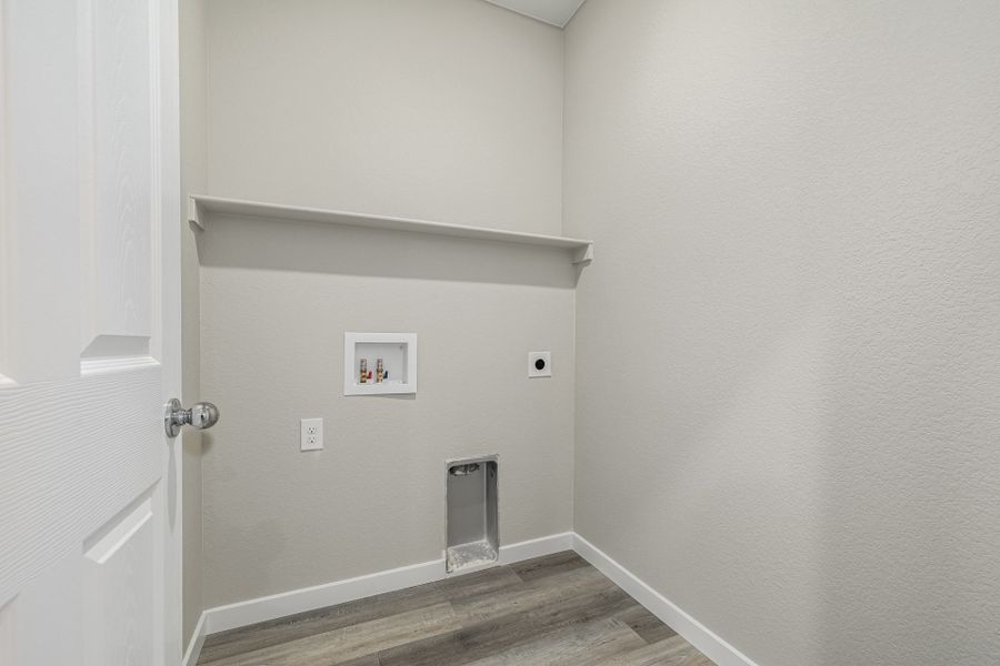 Image 28 of a home in Painted Prairie.