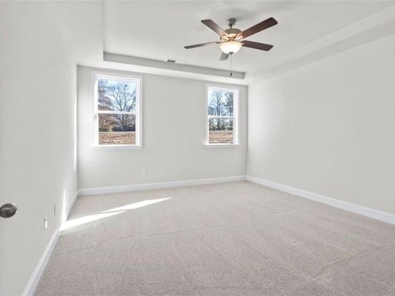 Spacious, unfurnished interior of a new home in Wehunt Meadows, Hoschton (Image 28).