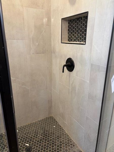 Image 11 of a home in Blackwelder Bluff.