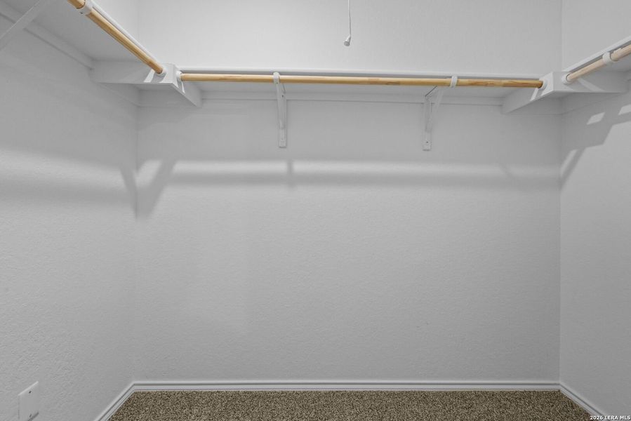 Spacious, unfurnished interior of a new home in Arroyo Ranch, Seguin (Image 18).