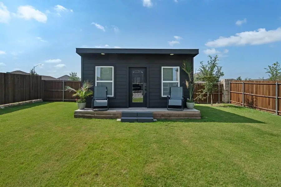 Exterior details and patio area of a home in , Fort Worth (Image 4). Exterior details and patio area of a home in , Fort Worth (Image 4).