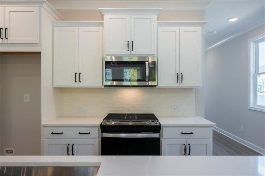 Furnished interior view inside a new home in Cherokee Township, Acworth (Image 12).