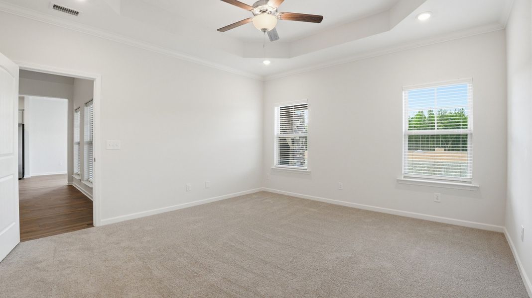 Spacious, unfurnished interior of a new home in Stillwater, Tullahoma (Image 28).