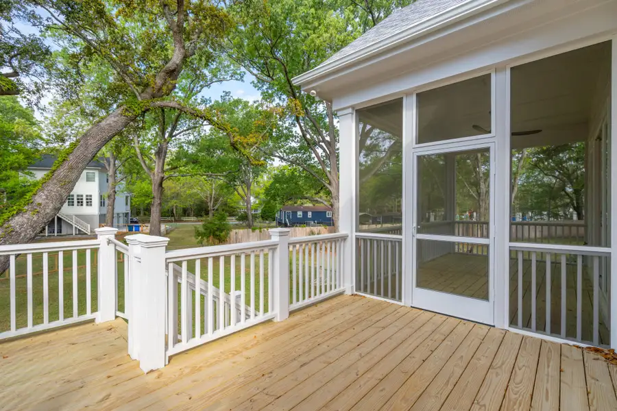 Exterior details and patio area of a home in , Mount Pleasant (Image 4).