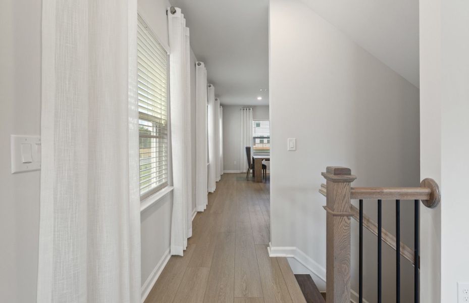 Spacious, unfurnished interior of a new home in Lakeside Townes at Riverlights, Wilmington (Image 16).