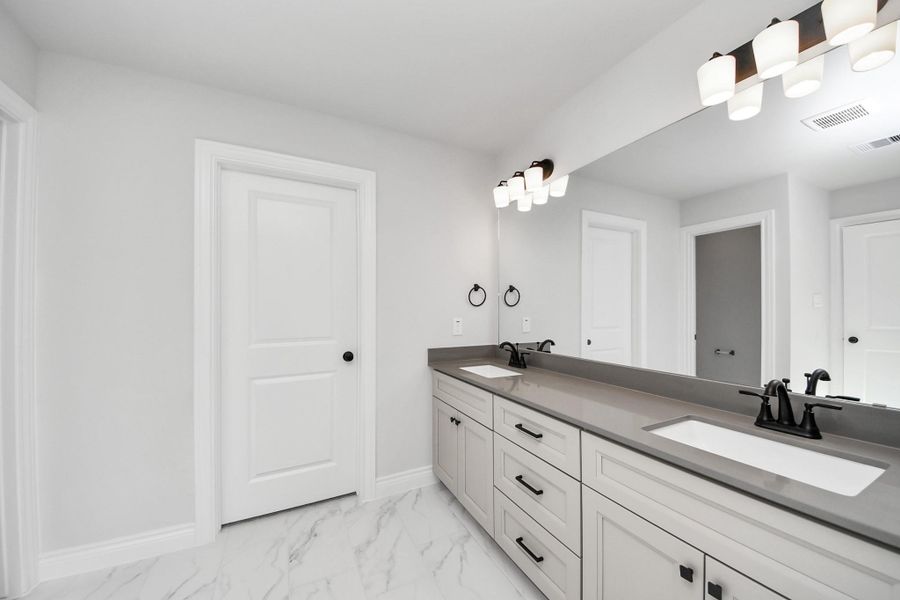 Furnished interior view inside a new home in Lexington Heights, Willis (Image 18).