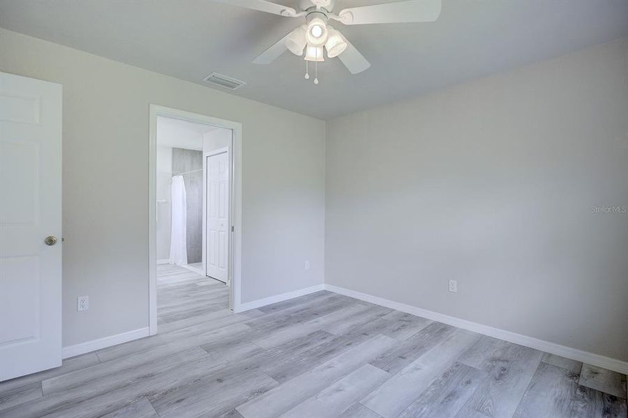 Spacious, unfurnished interior of a new home in , Avon Park (Image 22).