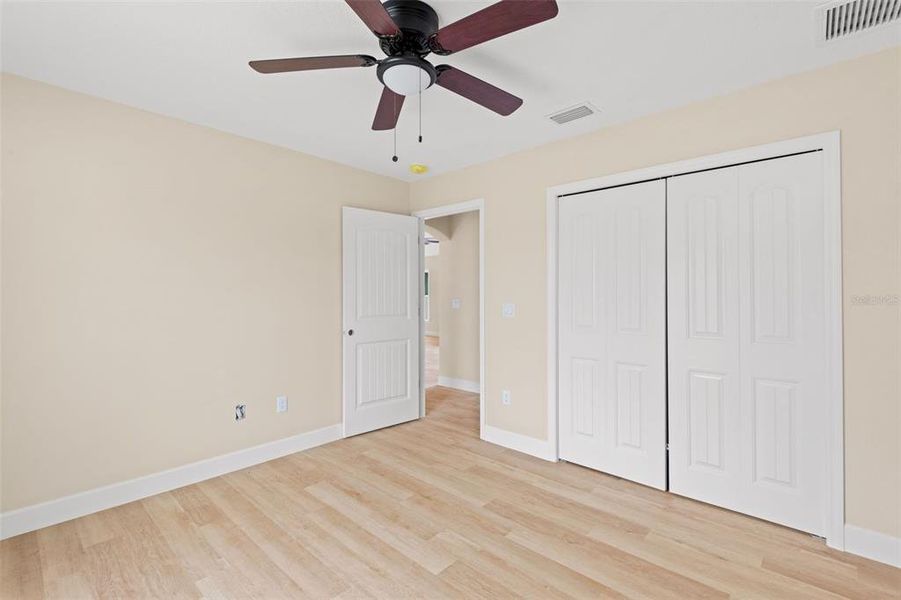 Spacious, unfurnished interior of a new home in , Dade City (Image 20).
