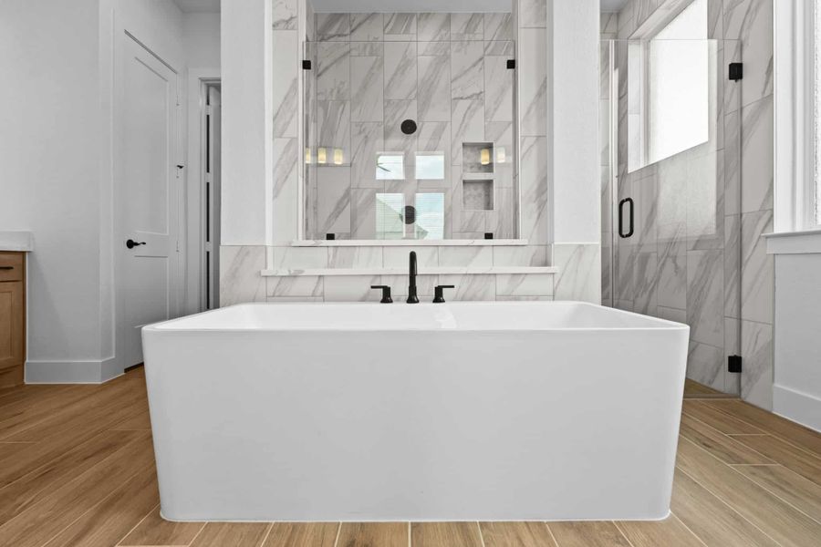 Furnished interior view inside a new home in Fulshear Lakes, Fulshear (Image 9). Furnished interior view inside a new home in Fulshear Lakes, Fulshear (Image 9).