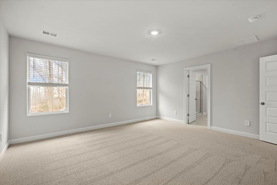 Spacious, unfurnished interior of a new home in Maxwell Commons, Easley (Image 20).
