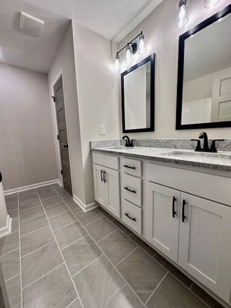 Furnished interior view inside a new home in Sagebrook, Newnan (Image 7).