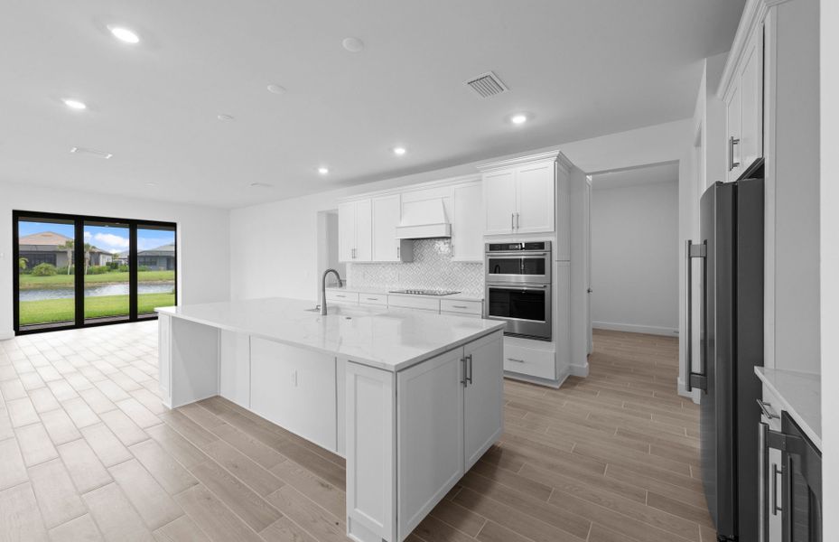 Furnished interior view inside a new home in Del Webb Naples, Immokalee (Image 8).