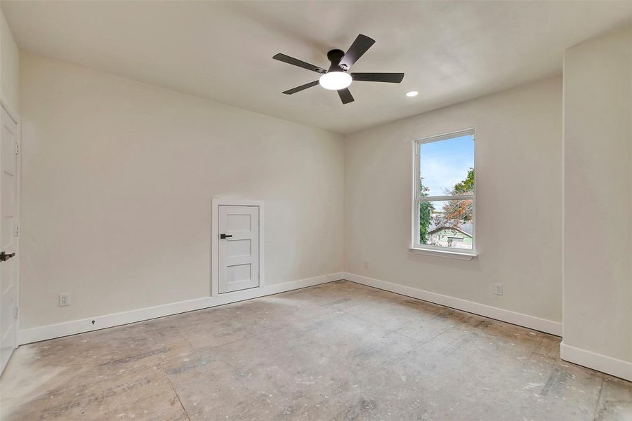 Spacious, unfurnished interior of a new home in , Houston (Image 42). Spacious, unfurnished interior of a new home in , Houston (Image 42).