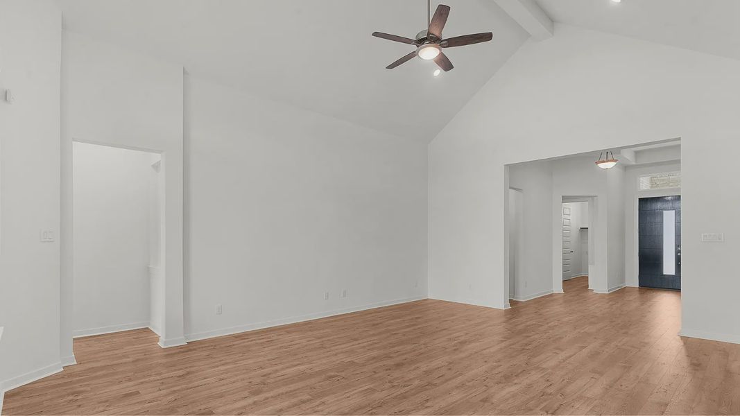 Representative unfurnished interior of a home built from the Bryson by Chesmar Homes in Newhaven, Manor (Image 16).