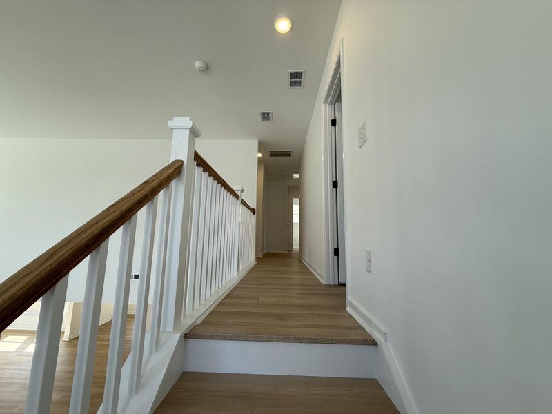 Spacious, unfurnished interior of a new home in , Summerville (Image 23).
