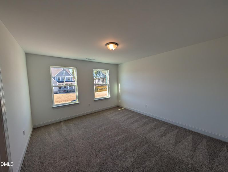 PXL_20251219_180848566