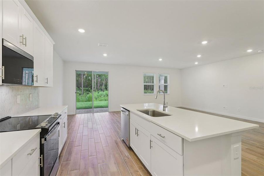Furnished interior view inside a new home in Colbert Landings, Palm Coast (Image 8).
