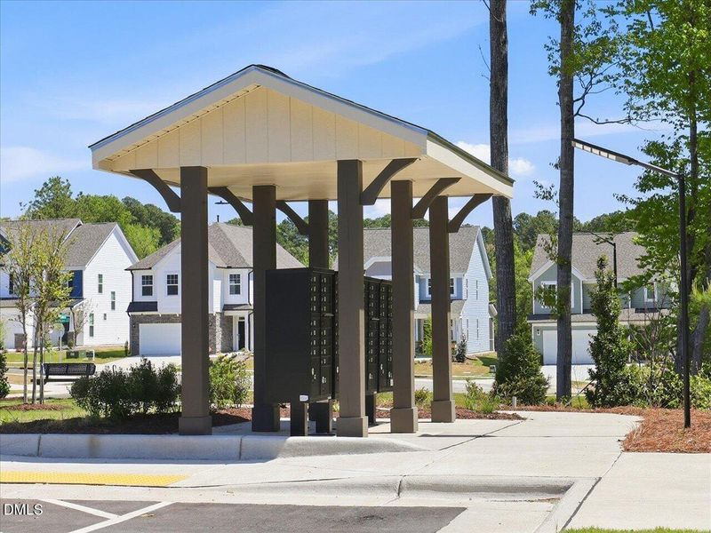 71-Chandler Run Mail Center