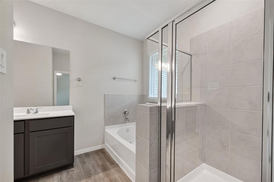 Furnished interior view inside a new home in Rollingbrook Estates, Baytown (Image 18).