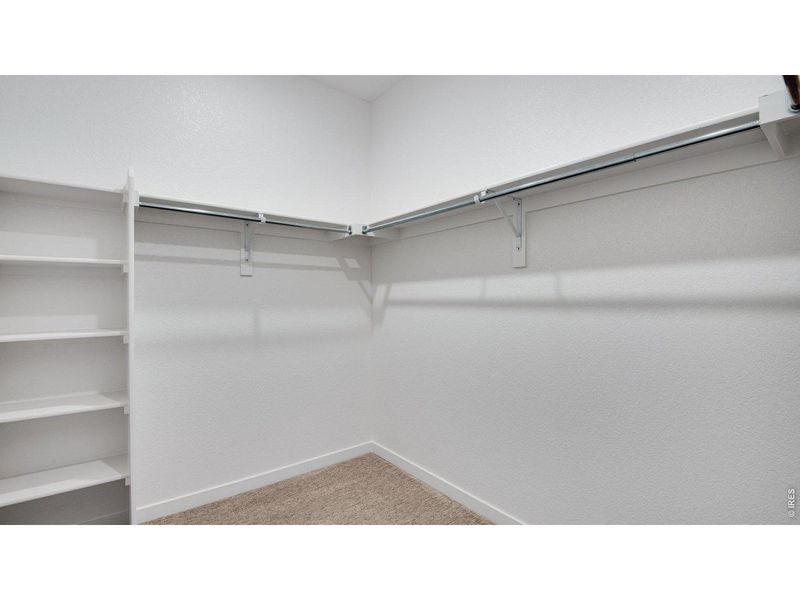 Spacious, unfurnished interior of a new home in Tailholt, Severance (Image 23).