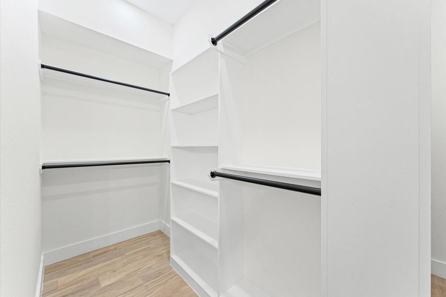 Large walk in closet Large walk in closet