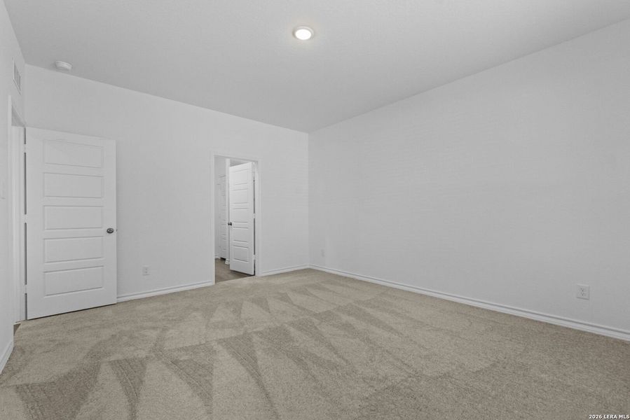Spacious, unfurnished interior of a new home in Corley Farms, Boerne (Image 34). Spacious, unfurnished interior of a new home in Corley Farms, Boerne (Image 34).