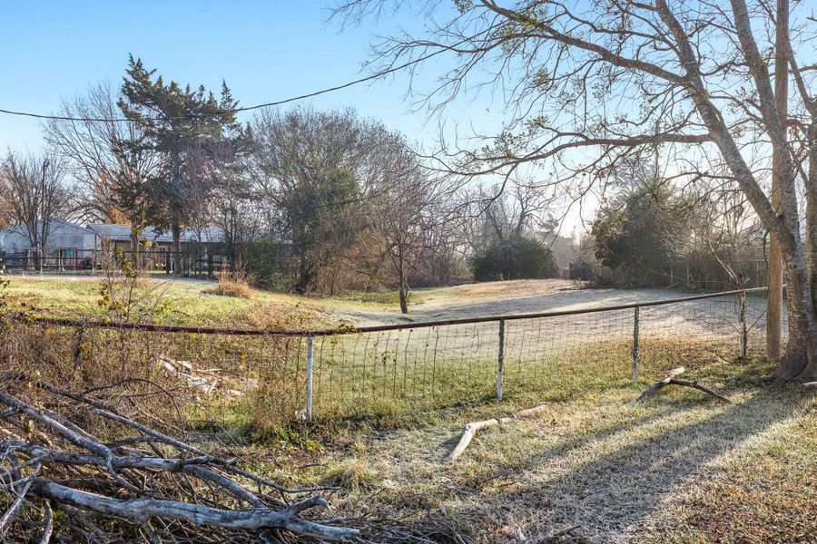 Natural landscape and outdoor views near in Navasota (Image 13). Natural landscape and outdoor views near in Navasota (Image 13).