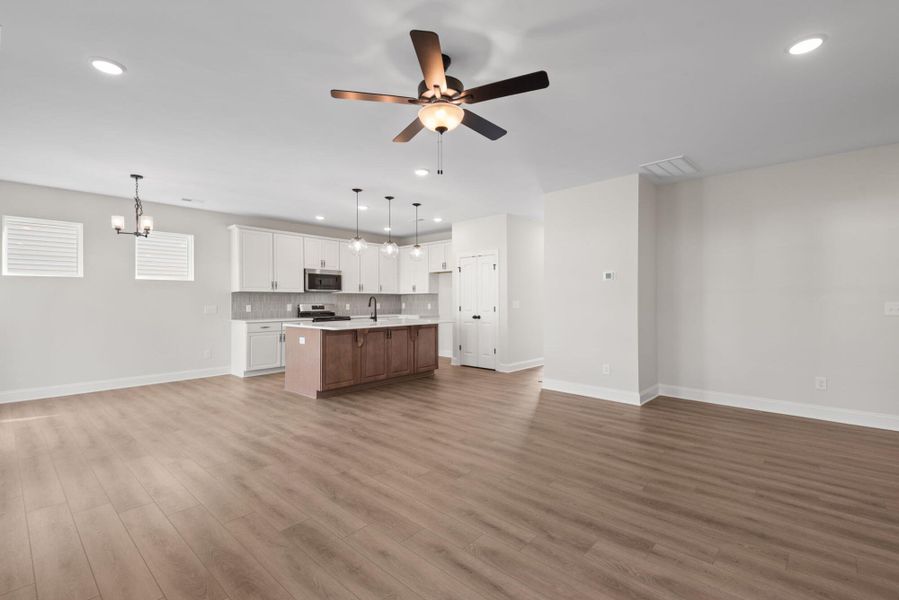 Spacious, unfurnished interior of a new home in Hopewell Garden, Winston-Salem (Image 13).