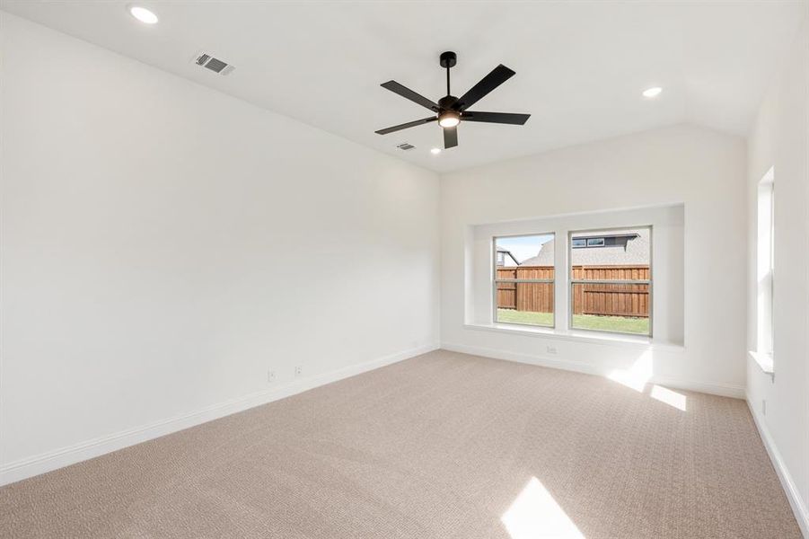 Spacious, unfurnished interior of a new home in Windsong Ranch, Prosper (Image 29).