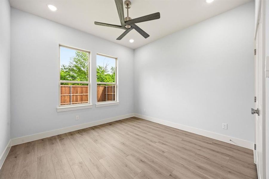 Spacious, unfurnished interior of a new home in , Tool (Image 18).