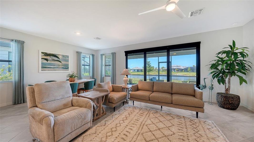 Furnished interior view inside a new home in , Venice (Image 39).