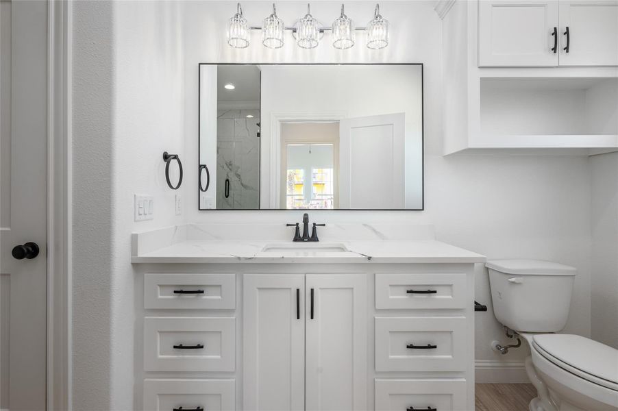 Close-up of interior finishes inside a home in , Bolivar Peninsula (Image 21).