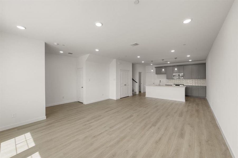 5708 Lakeview- Loft-2 5708 Lakeview- Loft-2