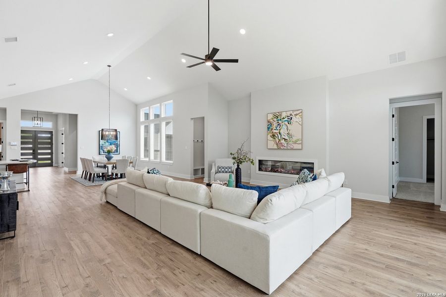 Furnished interior view inside a new home in Potranco Oaks, Castroville (Image 36).