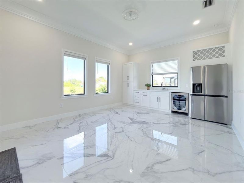 Spacious, unfurnished interior of a new home in , Port Charlotte (Image 43). Spacious, unfurnished interior of a new home in , Port Charlotte (Image 43).