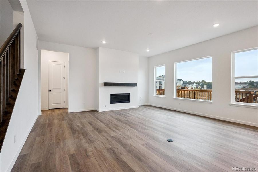 Spacious, unfurnished interior of a new home in Westridge, Highlands Ranch (Image 17). Spacious, unfurnished interior of a new home in Westridge, Highlands Ranch (Image 17).