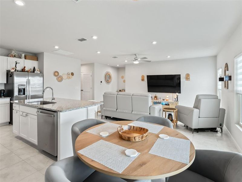 Furnished interior view inside a new home in , Sumterville (Image 18).