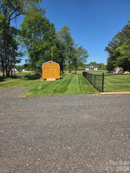 Community amenities in , Crouse (Image 20). Community amenities in , Crouse (Image 20).