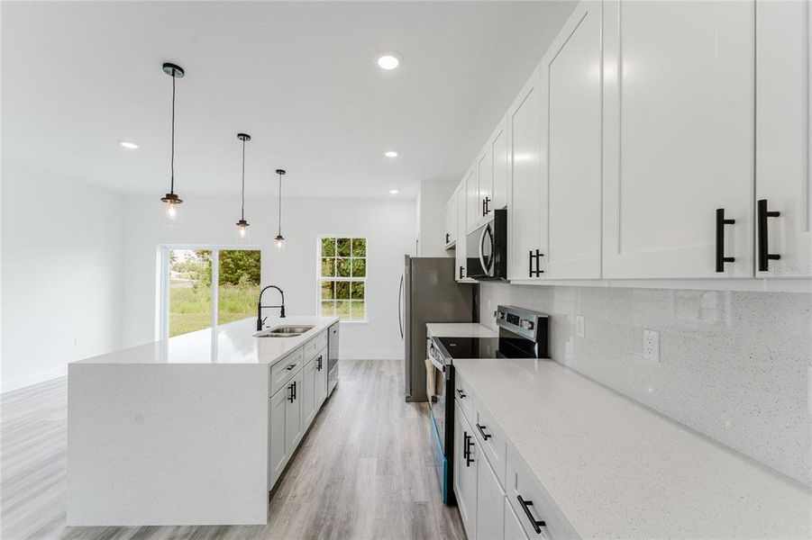 Spacious, unfurnished interior of a new home in , Ocala (Image 29).