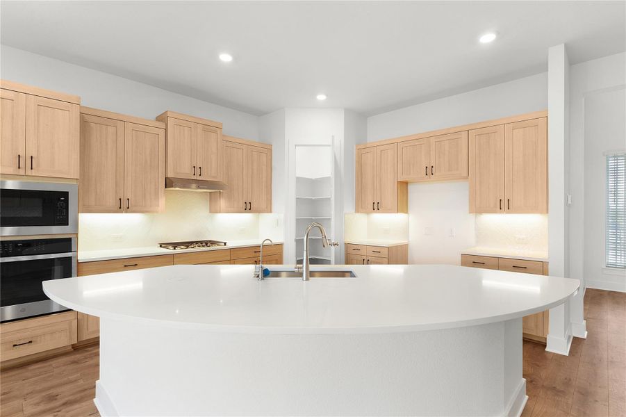 **PHOTO REPRESENTATIVE OF FLOORPLAN ONLY** **PHOTO REPRESENTATIVE OF FLOORPLAN ONLY**