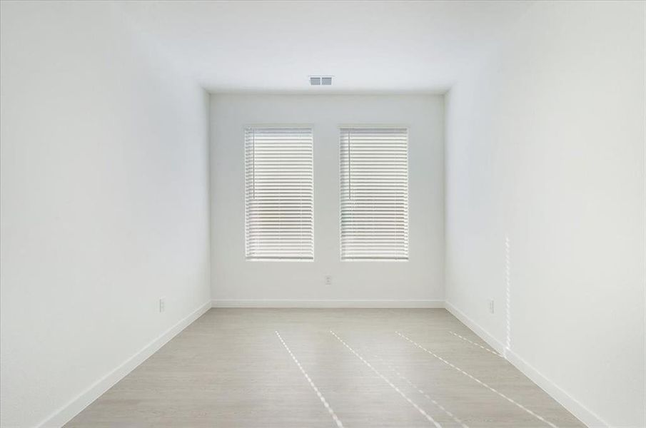 Image 33 of a home in Hurricane Creek.